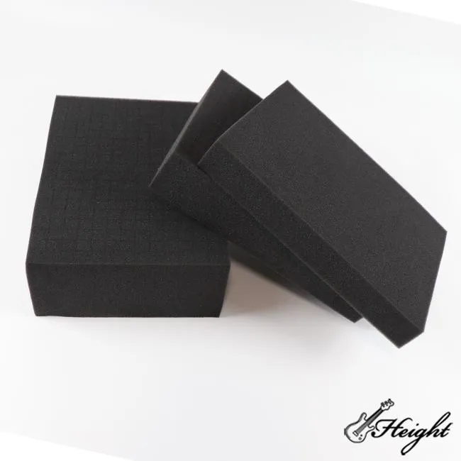 Tăvi de spumă cu figuri miniaturale